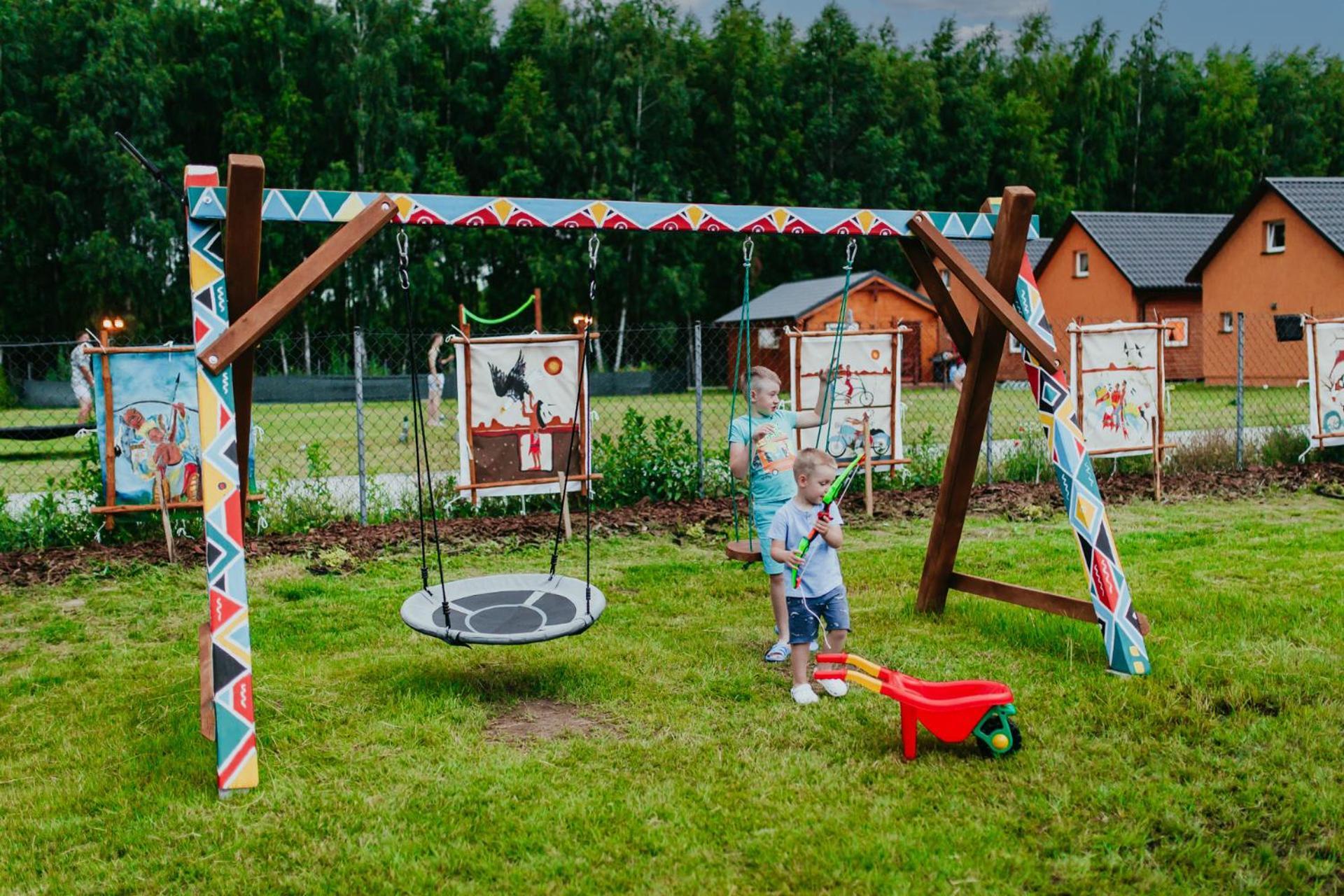 Indiana Camp - 150 M Od Suntago Park Hotell Grabce-Towarzystwo Exteriör bild