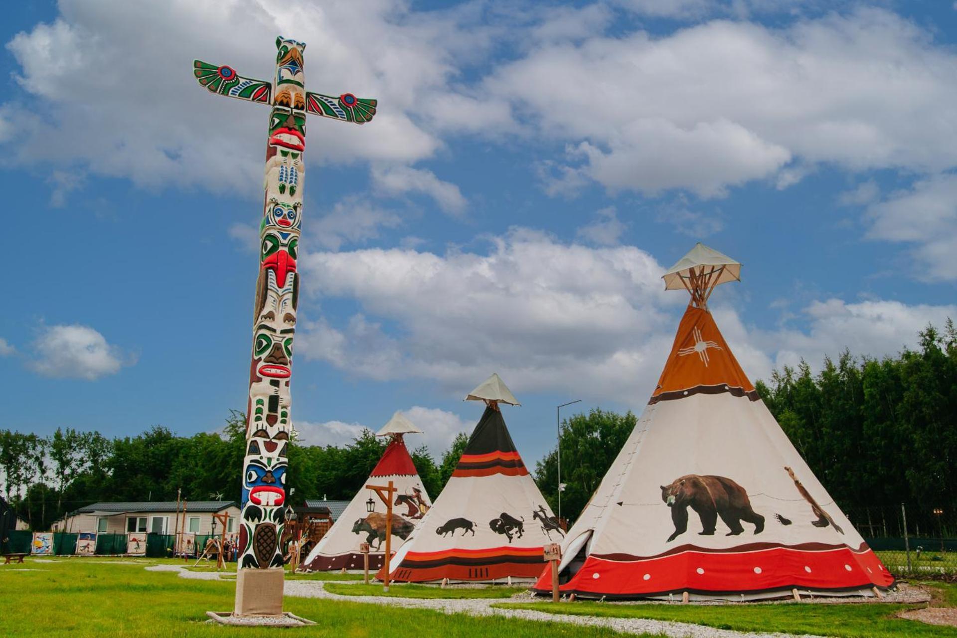 Indiana Camp - 150 M Od Suntago Park Hotell Grabce-Towarzystwo Exteriör bild