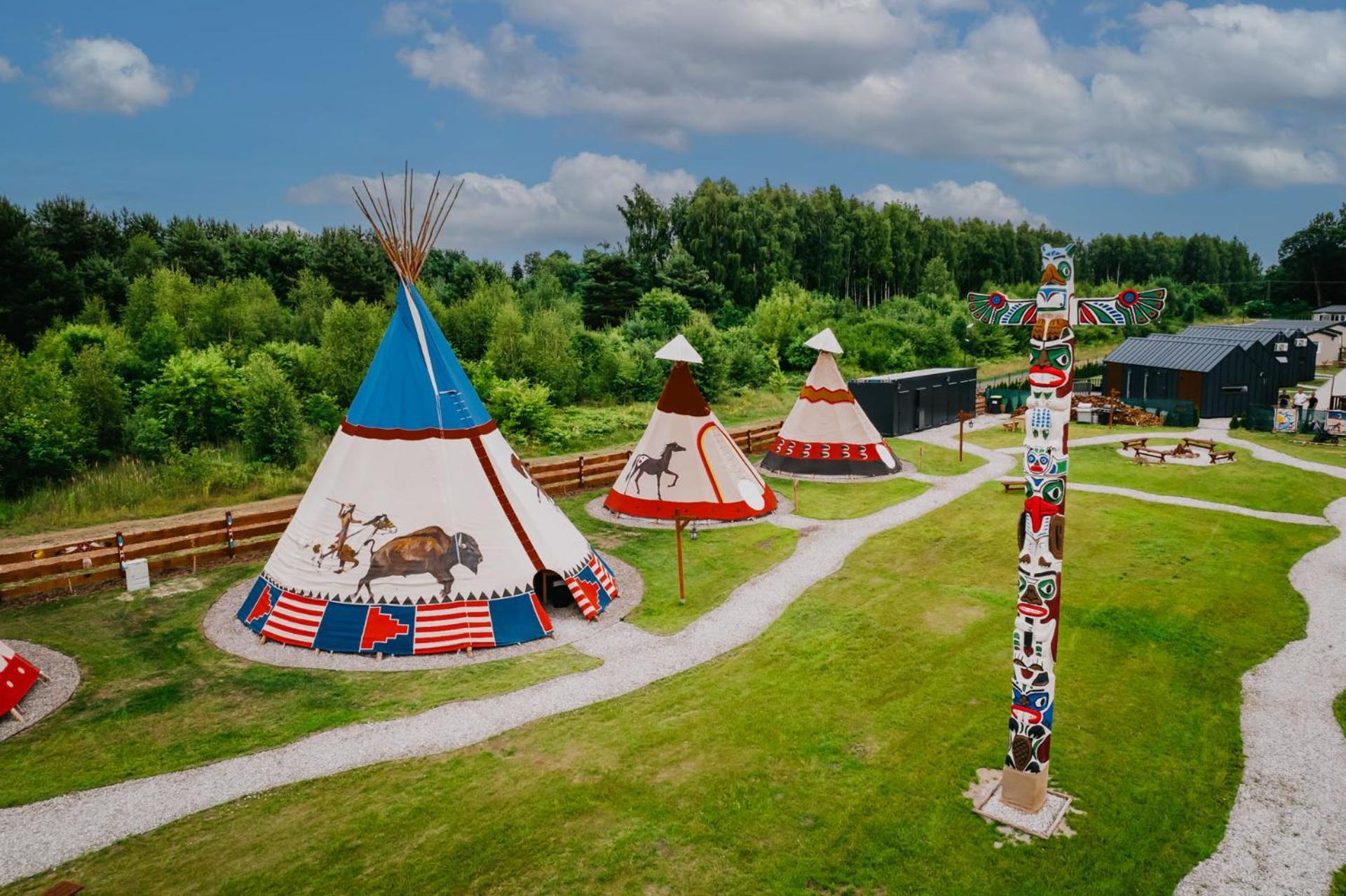 Indiana Camp - 150 M Od Suntago Park Hotell Grabce-Towarzystwo Exteriör bild